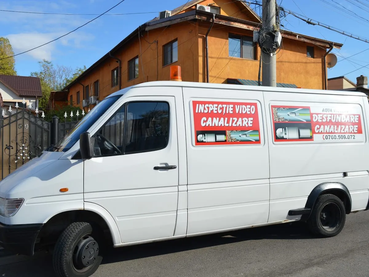 Duba de intervenție pentru desfundări și inspecție video canalizare